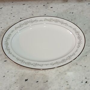 Noritake Parkridge 7561 Vintage Ivory China Japan Oval Serving Platter Plate